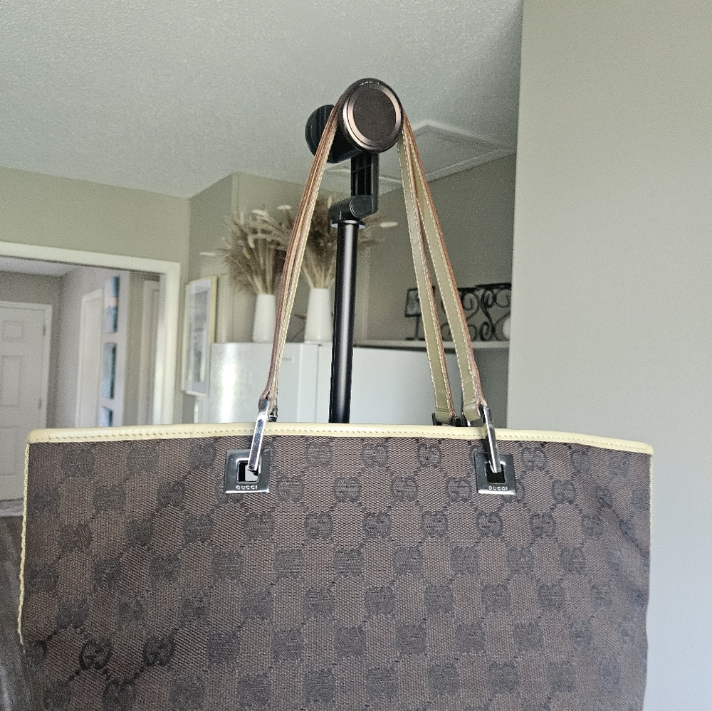Gucci tote bag